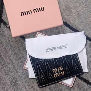 Black and Gold Card Holder